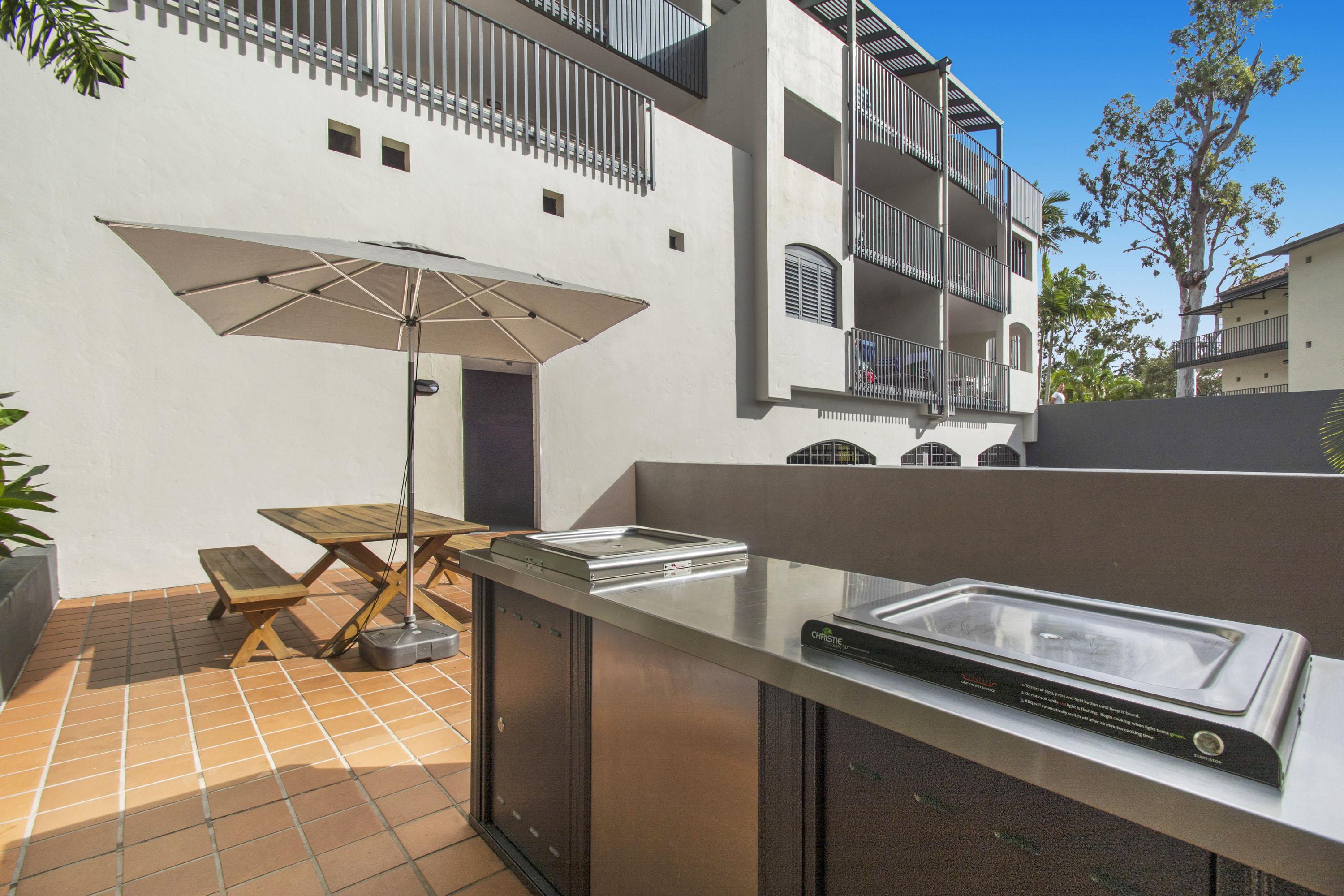 Mantra French Quarter Noosa Aparthotel Bagian luar foto