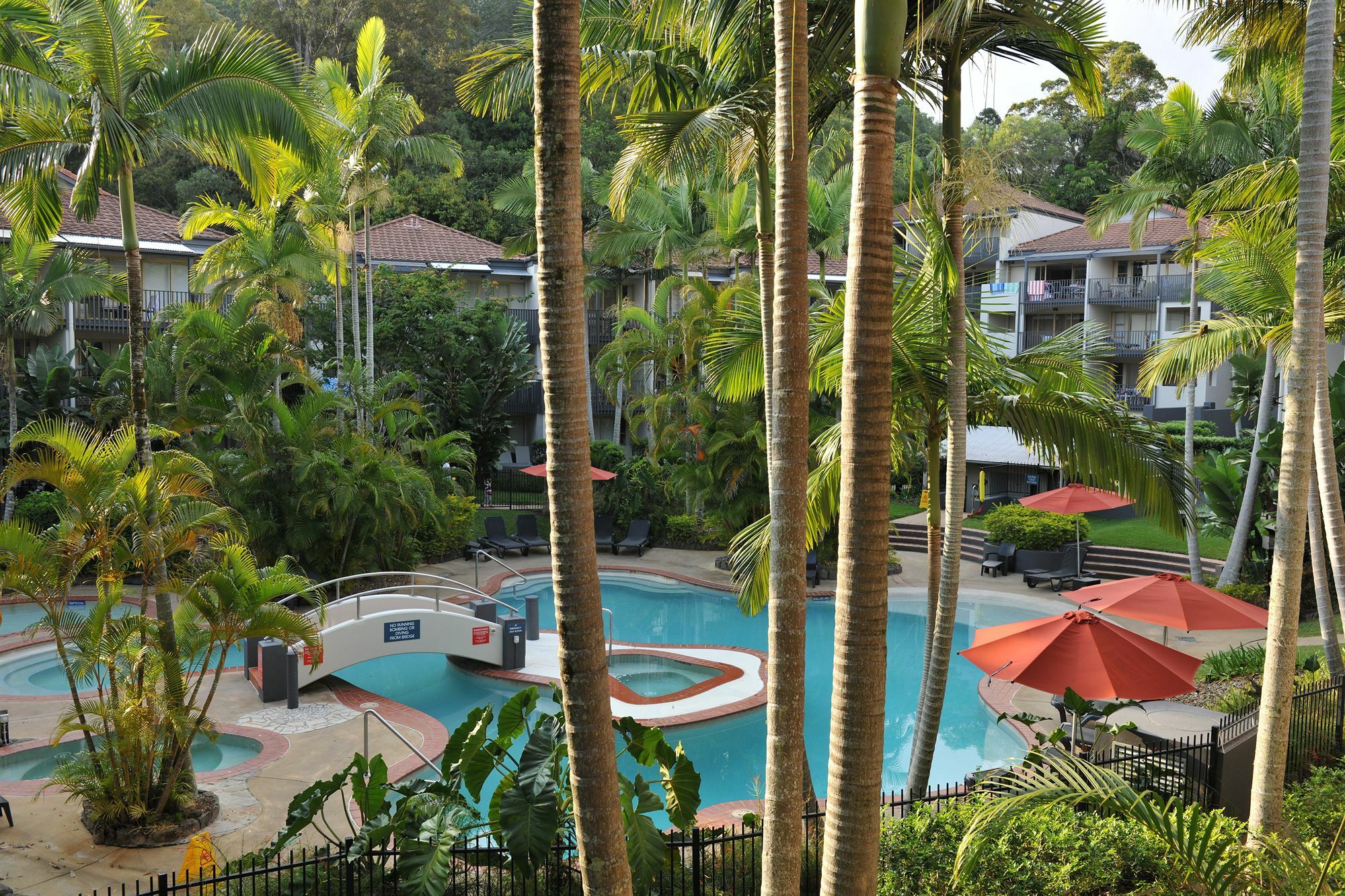 Mantra French Quarter Noosa Aparthotel Bagian luar foto